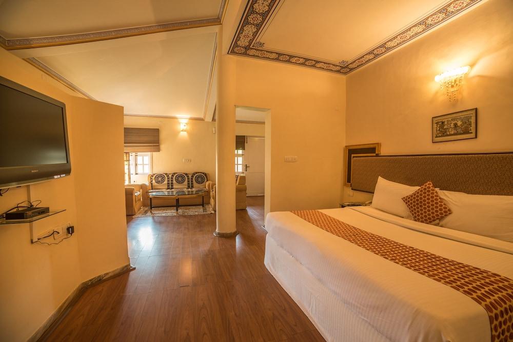 Vijayshree Resort And Heritage Village Hospet Exterior photo
