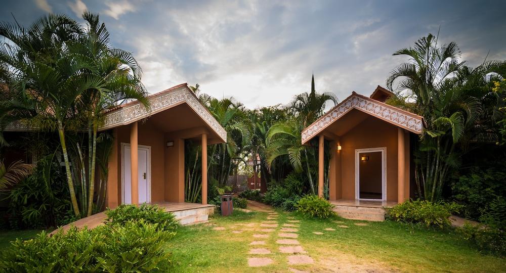 Vijayshree Resort And Heritage Village Hospet Exterior photo